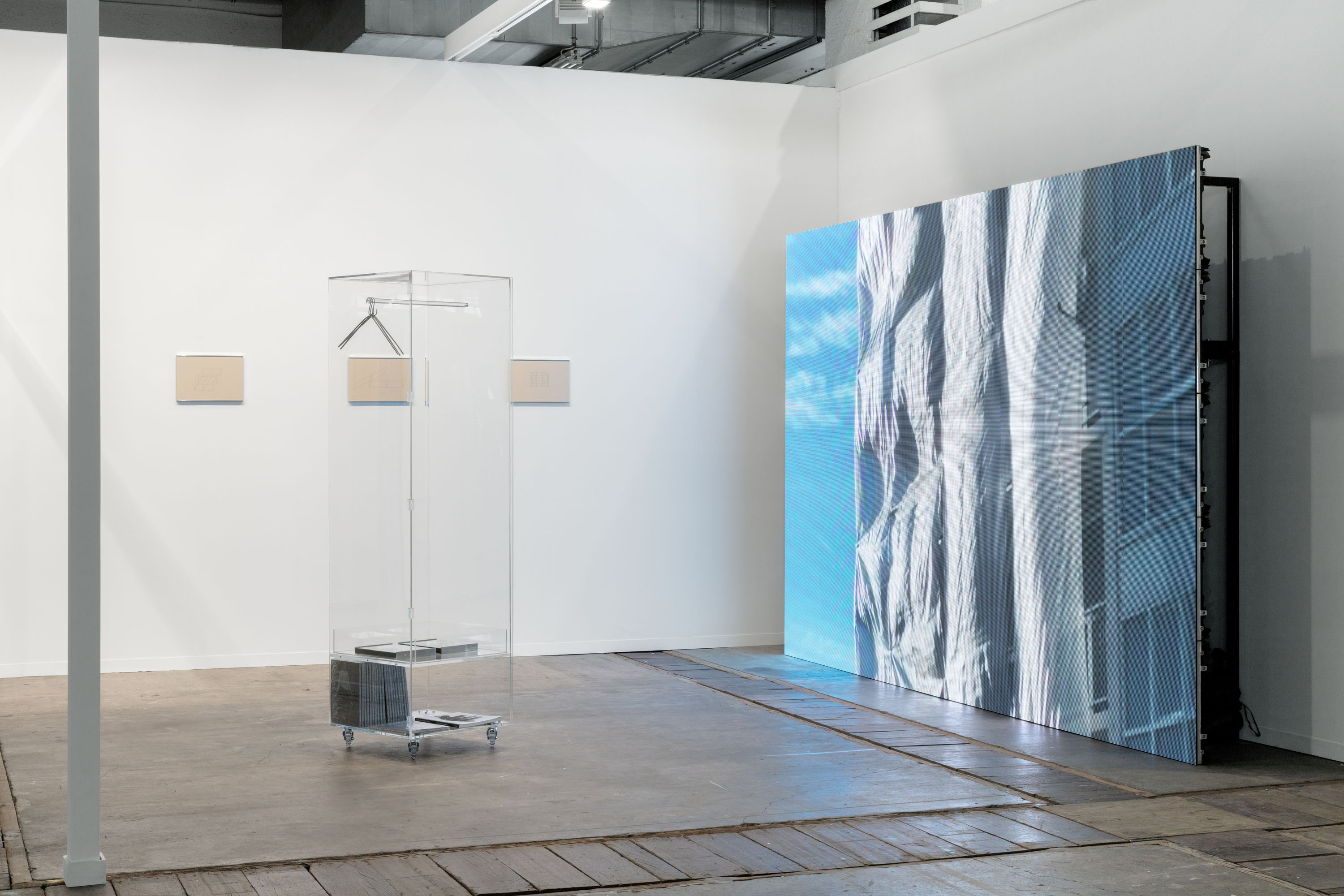 image copyright regular studio, états d'espace, Art Brussels, curated by Olivier Grasser, Fédération Wallonie-Bruxelles, brussels, 2026